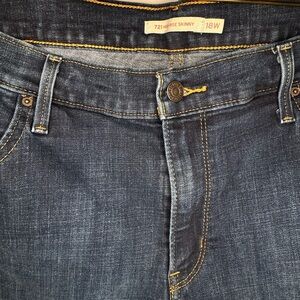 Levi's Women's Dark Blue Skinny Jeans